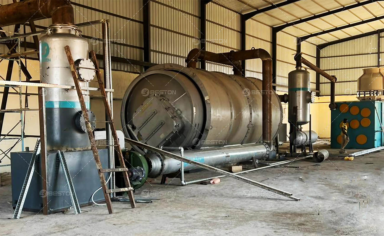 Small-Pyrolysis-Machine-for-sale