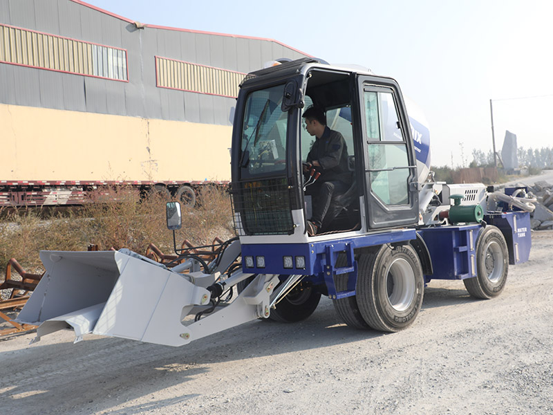 Slef Loading Concrete Mixer