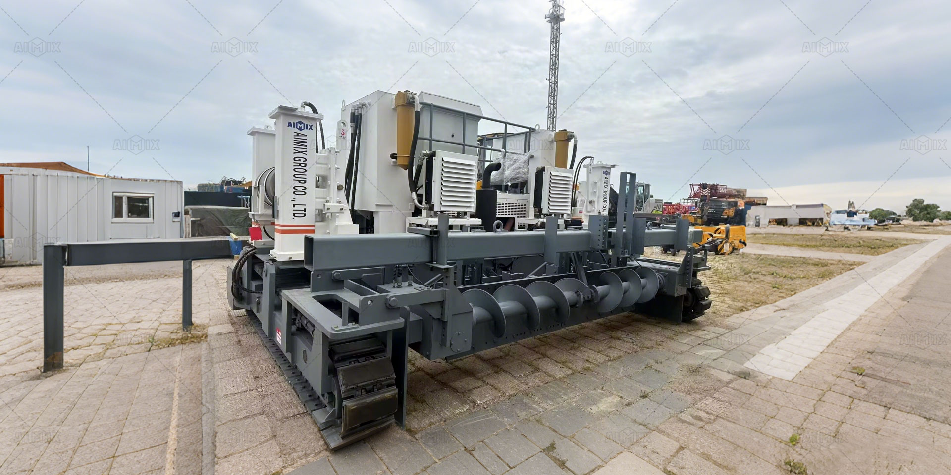 AIMIX Concrete Paver Machine 