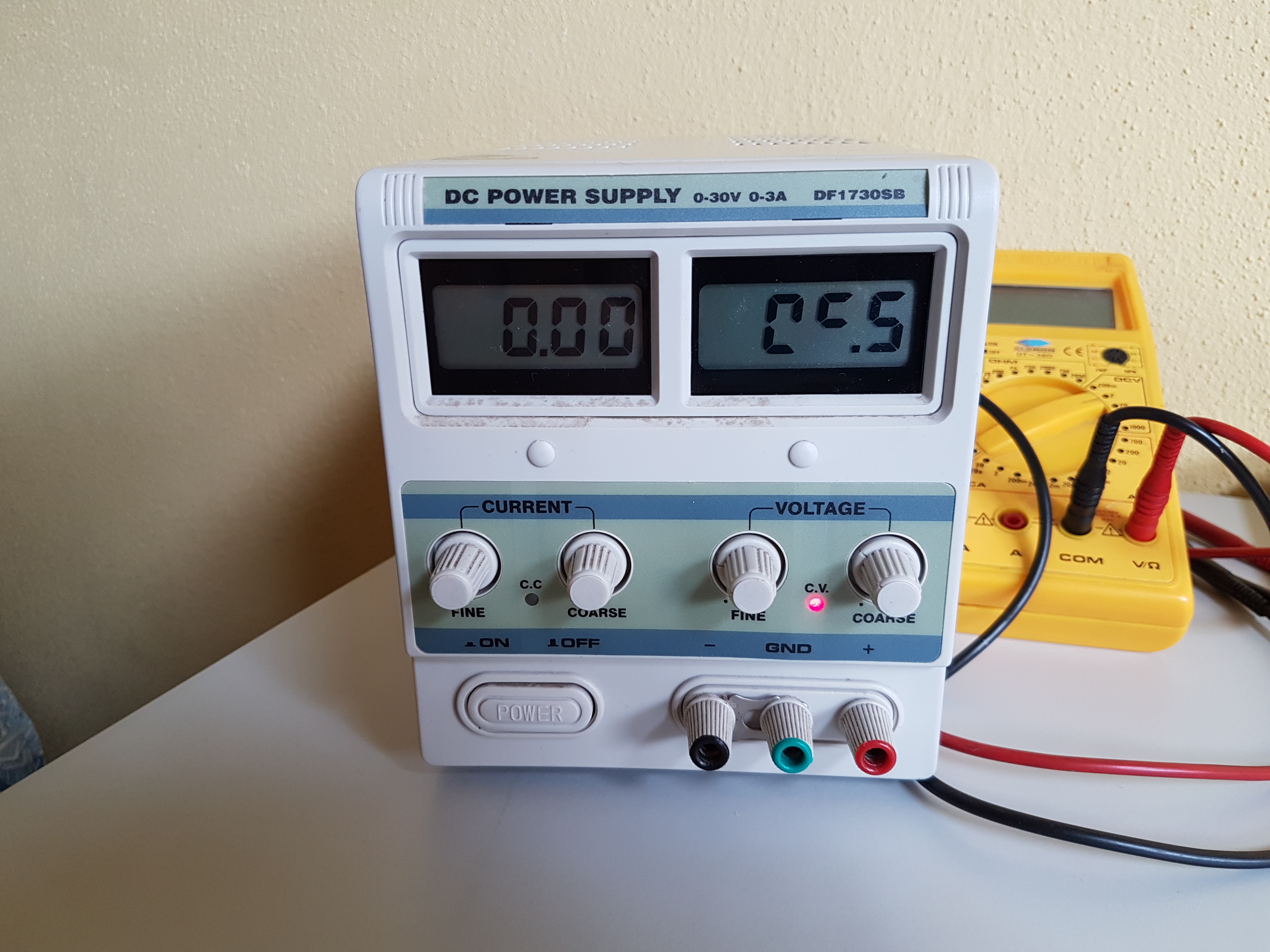 Lab bench power supply with broken screen